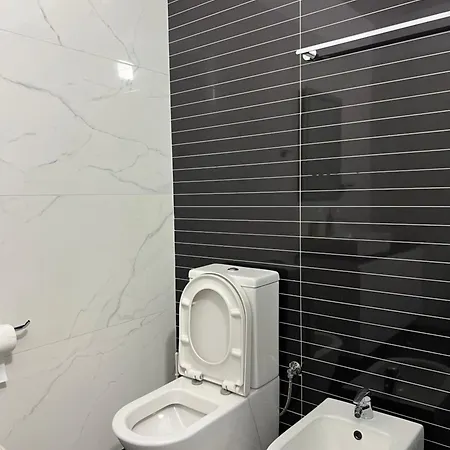 Diamond Terraces * סרנדה